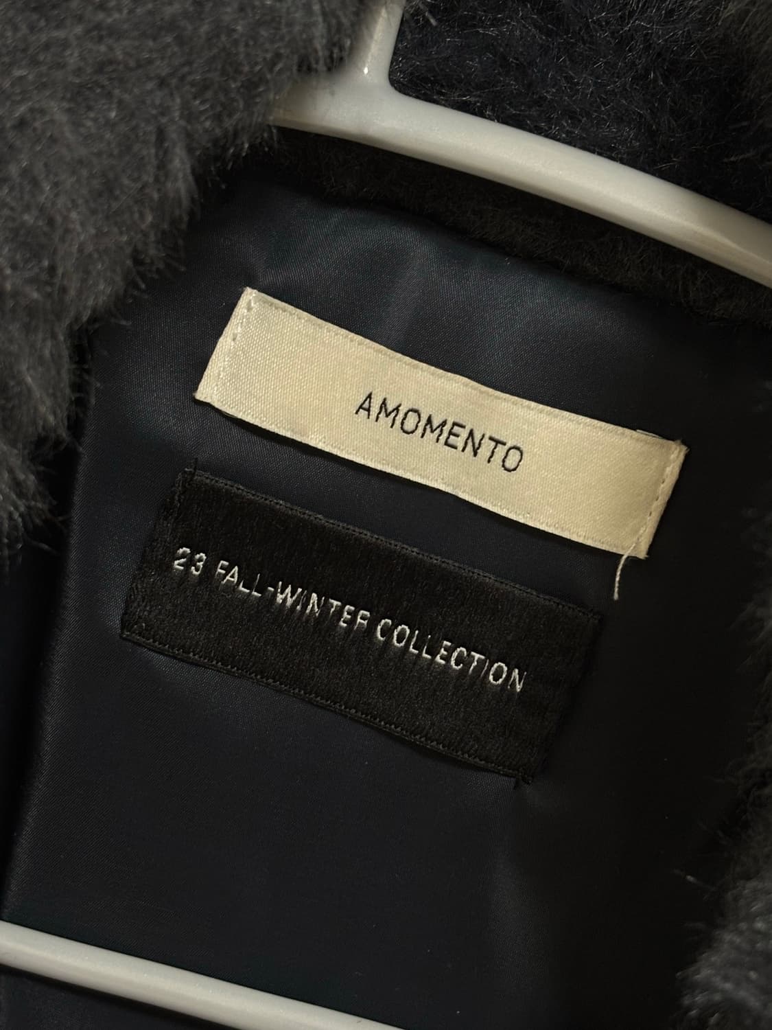 아모멘토 헤어리 퍼 블루종_차콜 상품이미지3