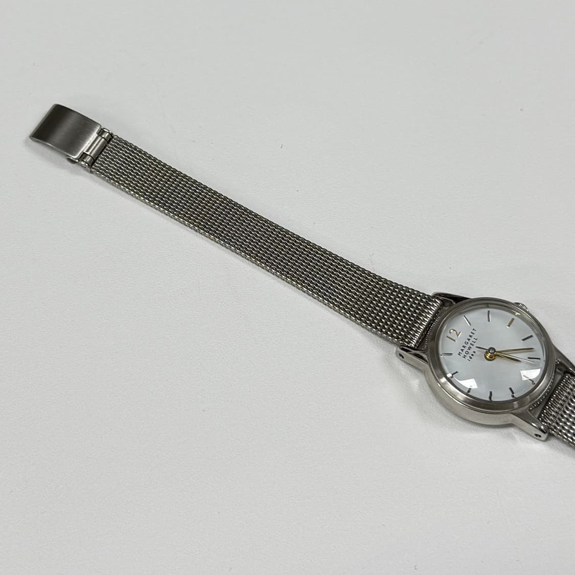 Margaret Howell solar tech watch 상품이미지4