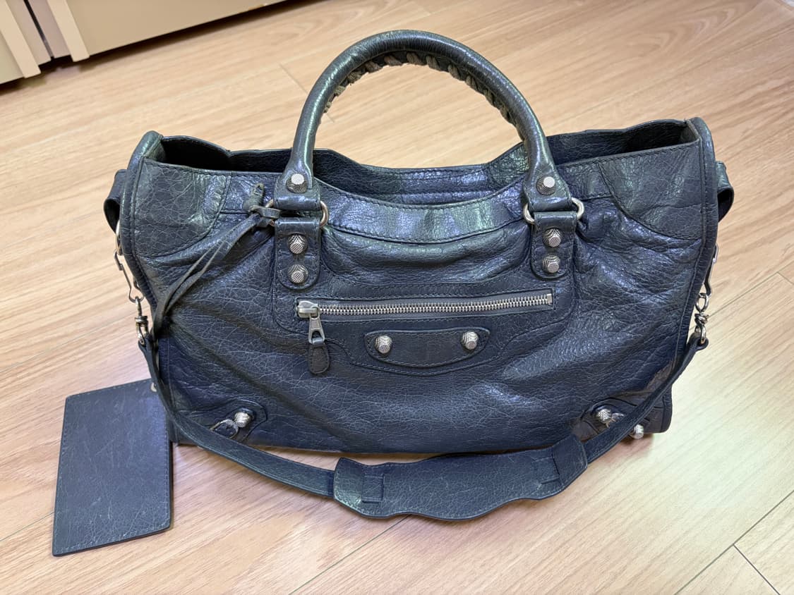 발렌시아가 모터백 그레이 미디움 상품이미지3