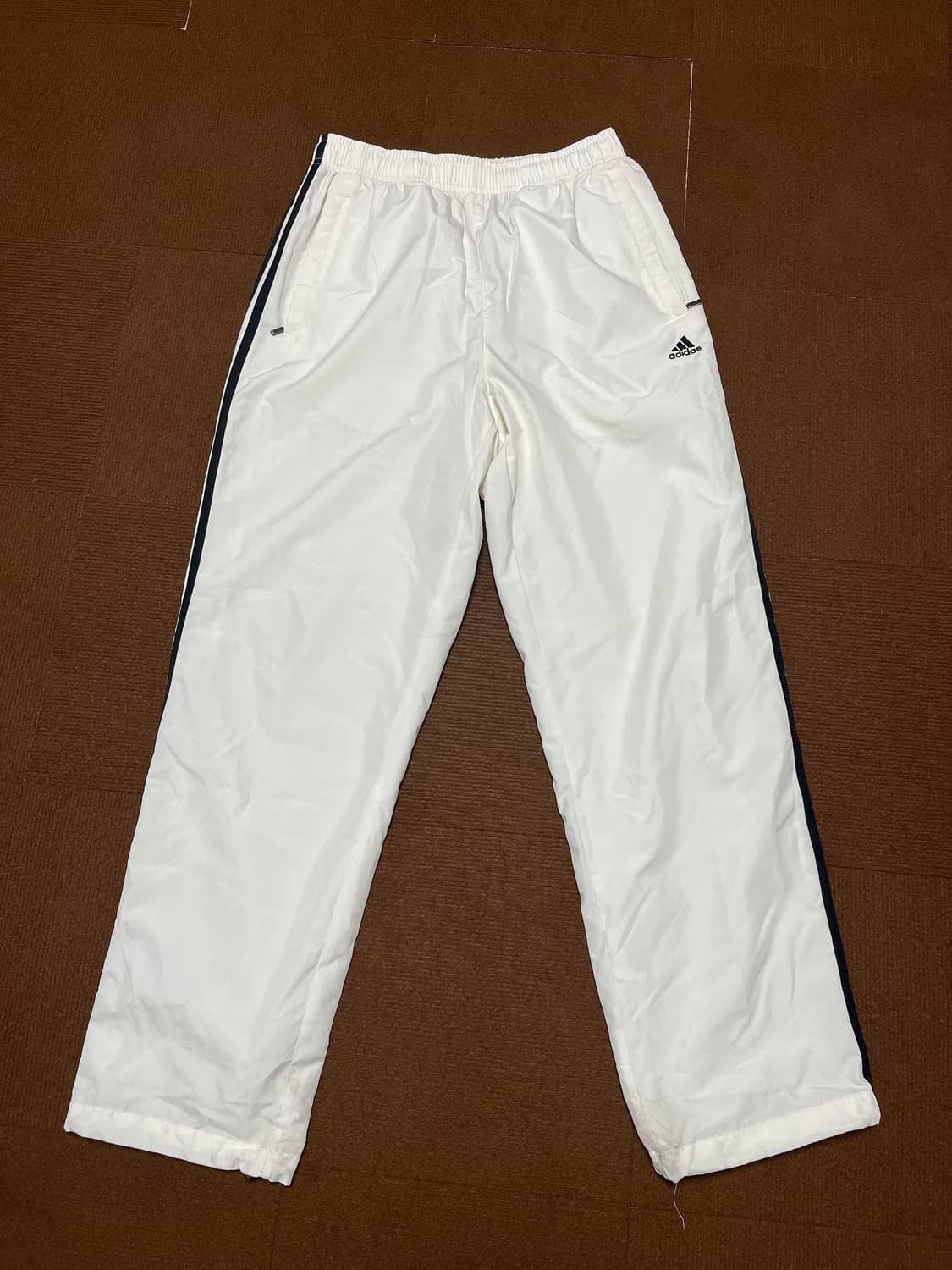아디다스 3S 테이프 우븐팬츠(화이트) 상품이미지1
