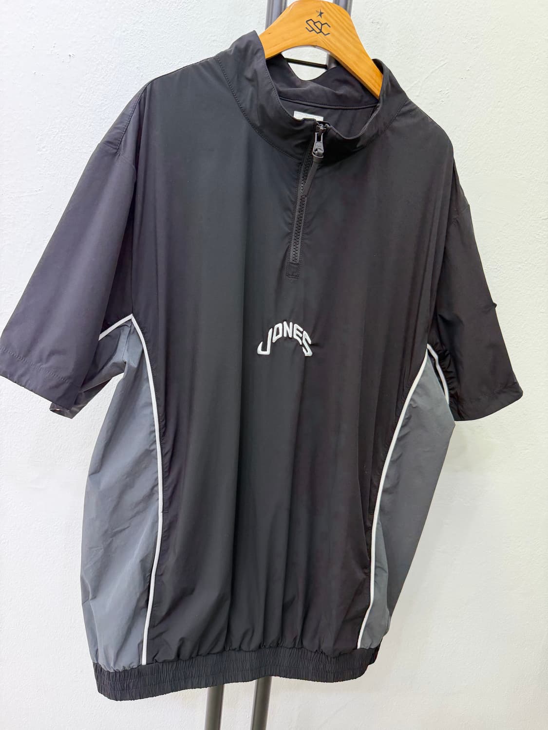정품) 왁골프 X Jones 남성 24ss 아노락 바람막이 L 상품이미지2