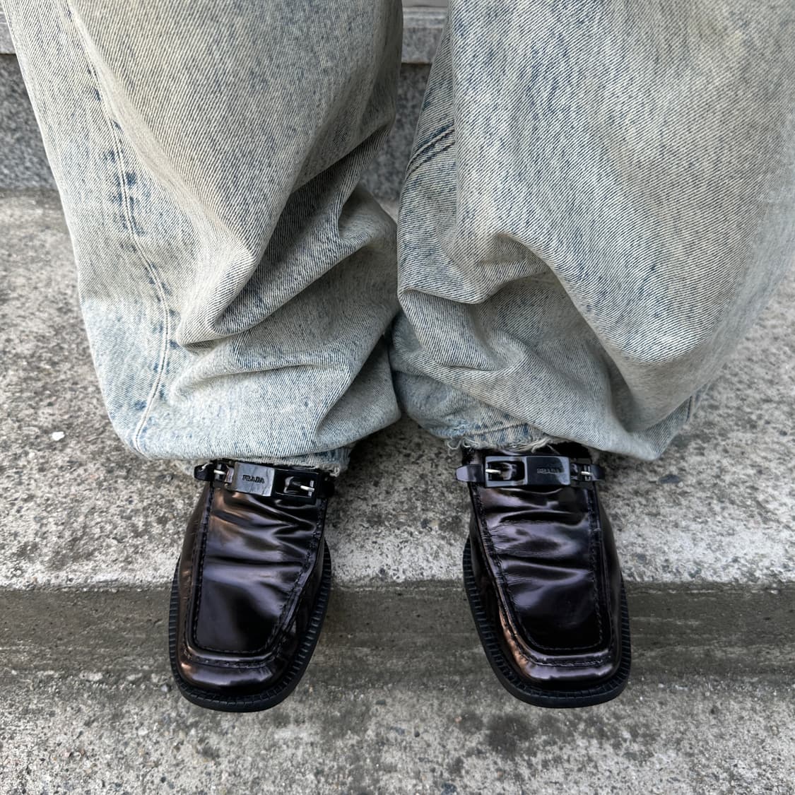 00s 블랙 프라다 스퀘어 토 버쿨 로퍼 상품이미지7