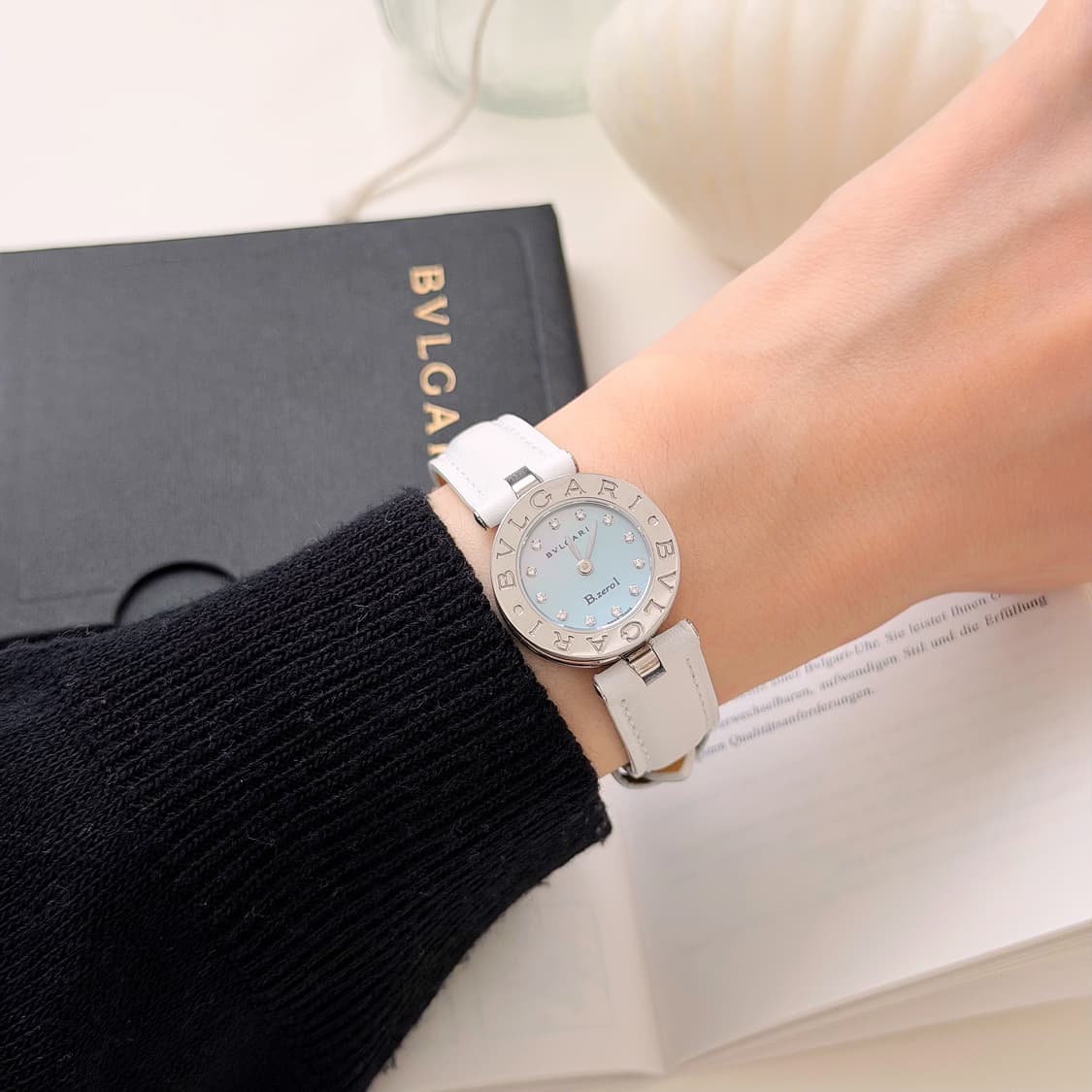 불가리 비제로원 블루 쉘 다이아 시계 상품이미지7