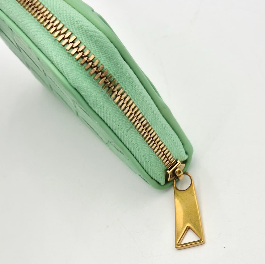 보테가베네타 인트레치아토 지퍼 카드지갑 상품이미지10