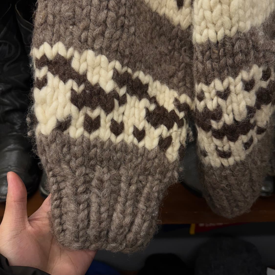 캐나디안 눈꽃 패턴 헤비 울 나무 단추 오리지널 코위찬 N225 상품이미지5