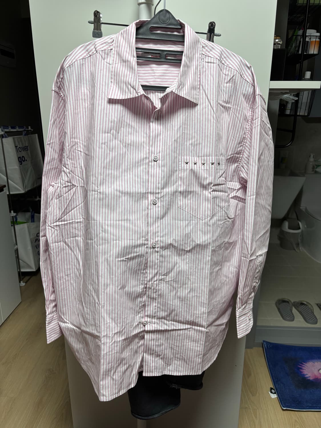 더뮤지엄비지터 스타 스터드셔츠 상품이미지1