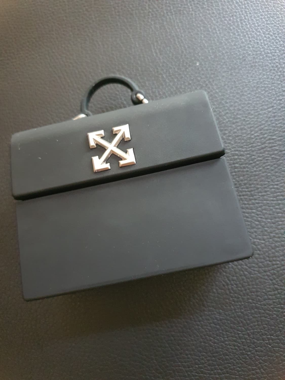 오프화이트 에어팟 케이스 상품이미지1