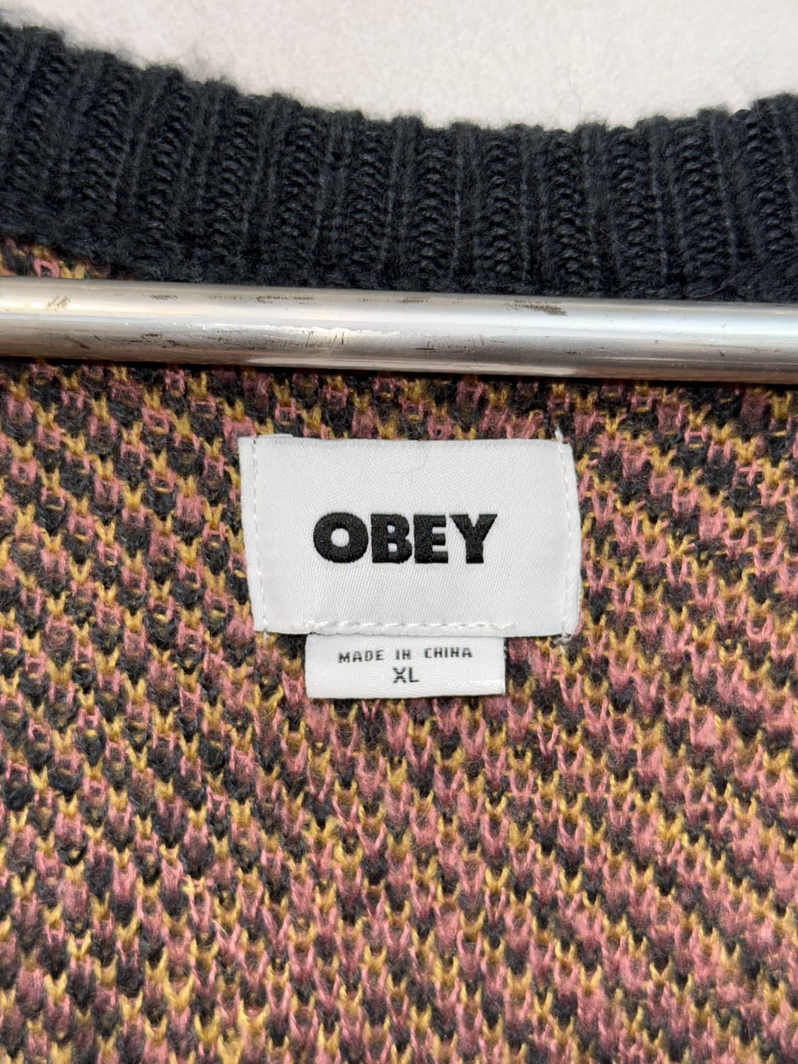 OBEY pink gray patterned over cardigan 상품이미지4