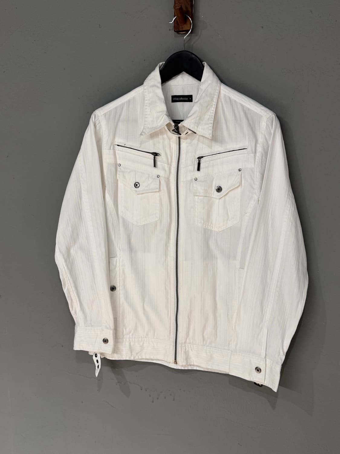 Urban Collection 버클 디테일 화이트 자켓  상품이미지1