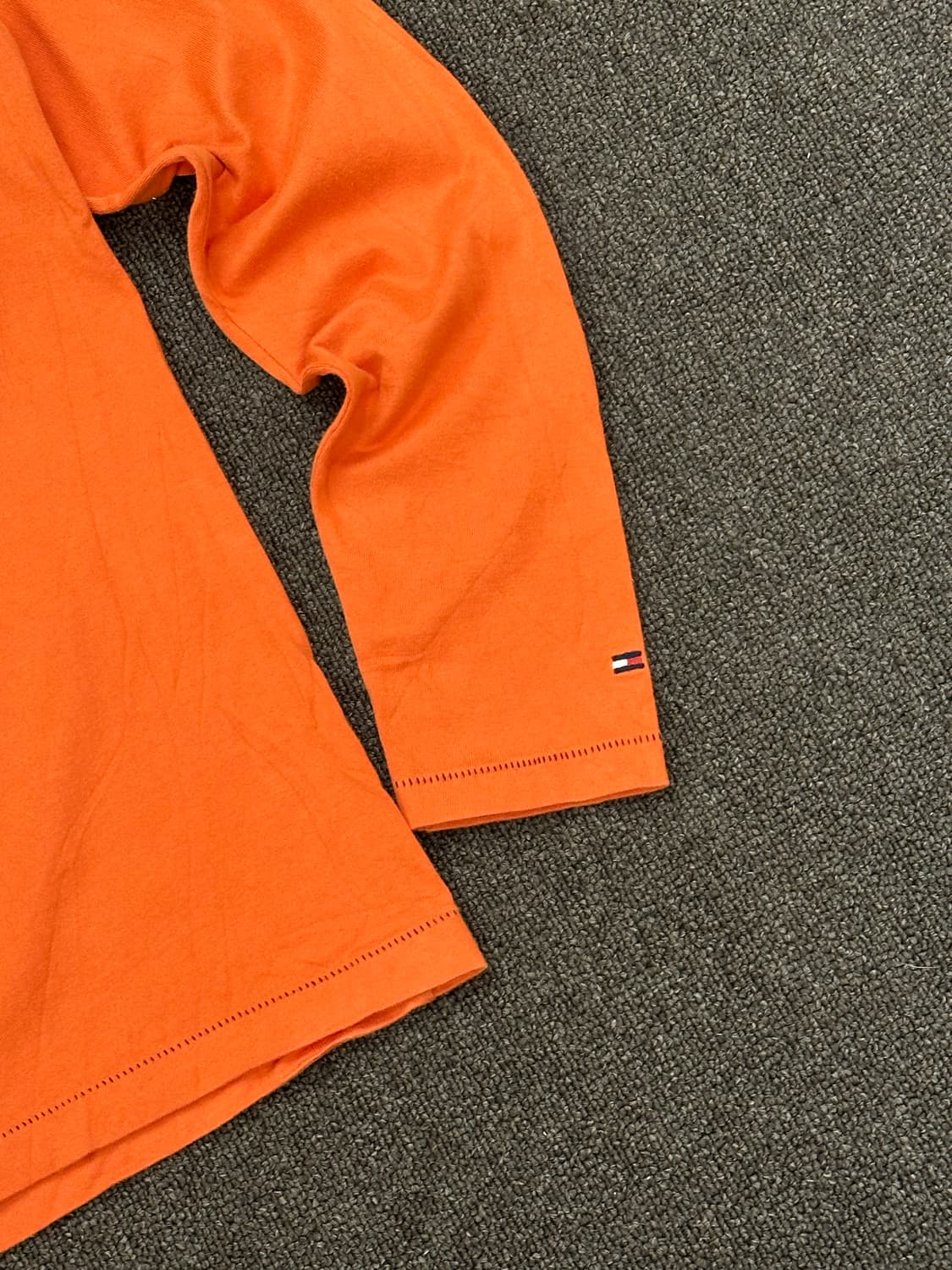 S)타미힐피거 빈티지 뉴욕 레터링 로고 패치 롱슬리브 상품이미지3