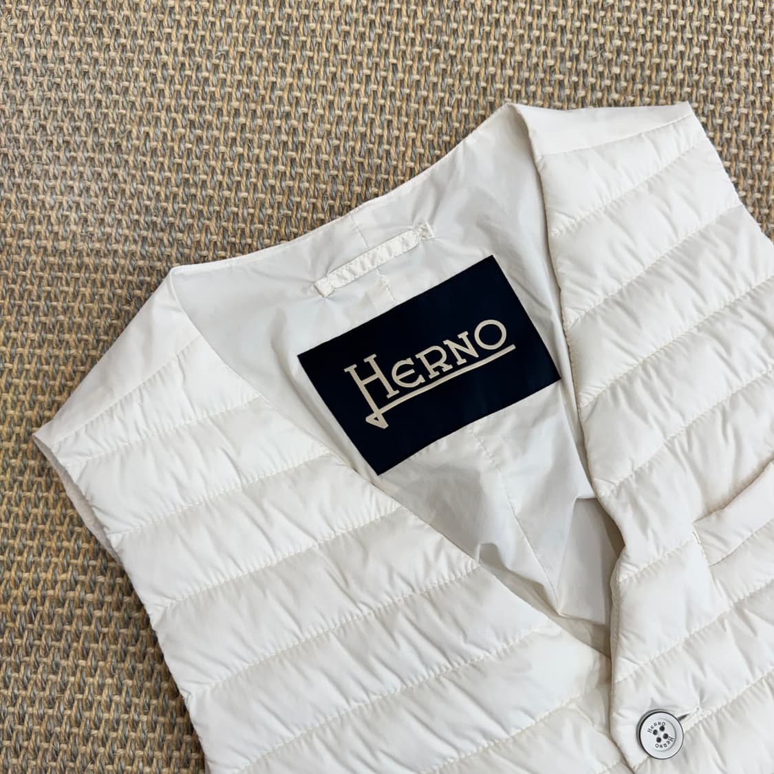 Herno 에르노 최상급 클래식 화이트 다운 베스트
 상품이미지4