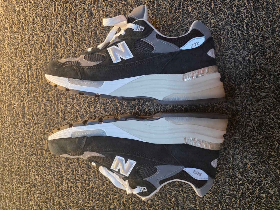 [275] 뉴발란스 992 코어 블랙 그레이 상품이미지8