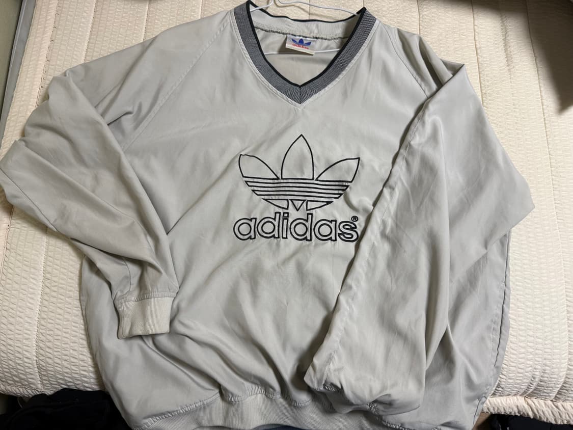 아디다스 빈티지 맨투맨 상품이미지1