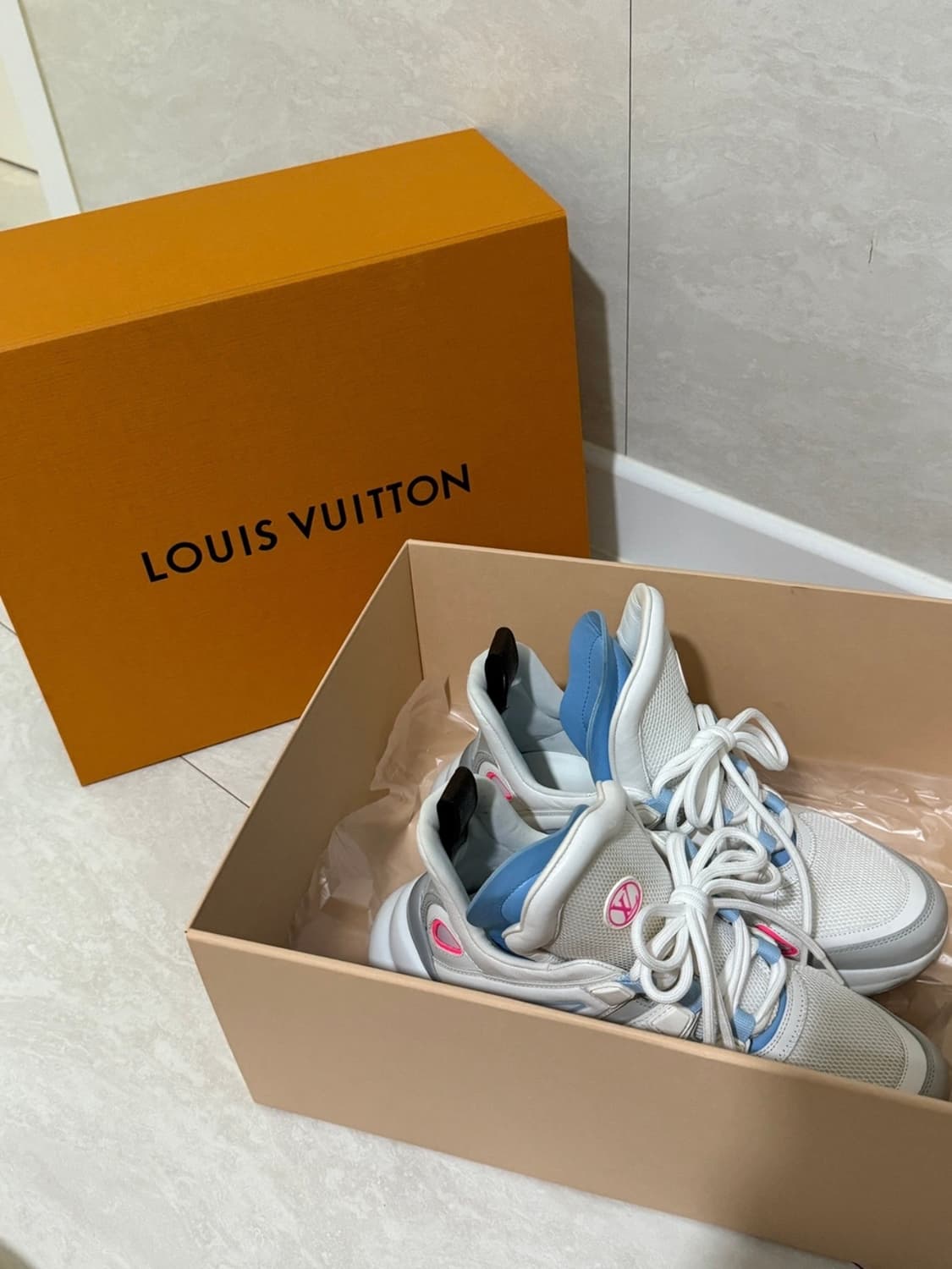 루이비통 아치라이트 235 상품이미지1