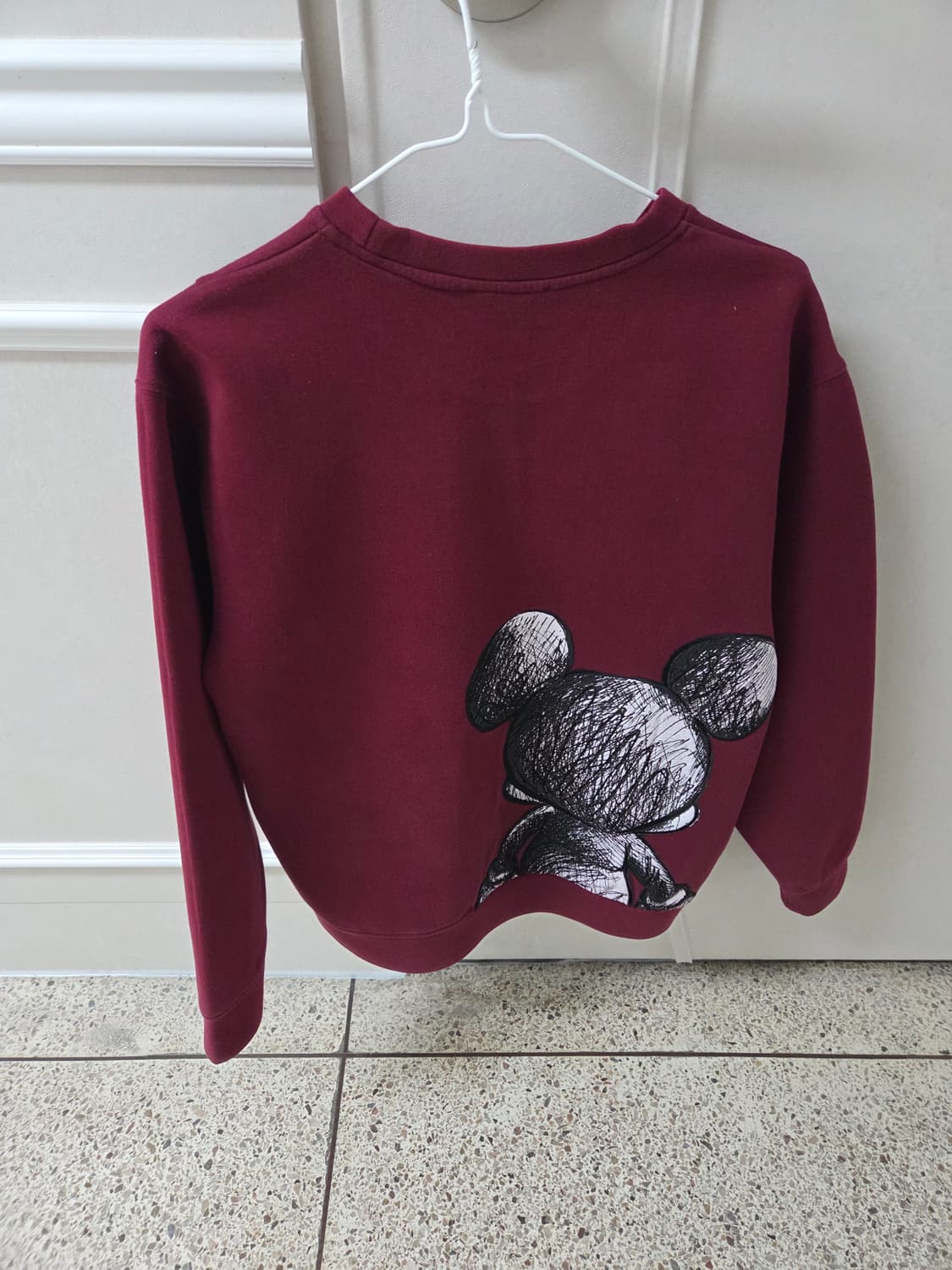 송지오옴모 디즈니 자수 맨투맨 46 상품이미지1