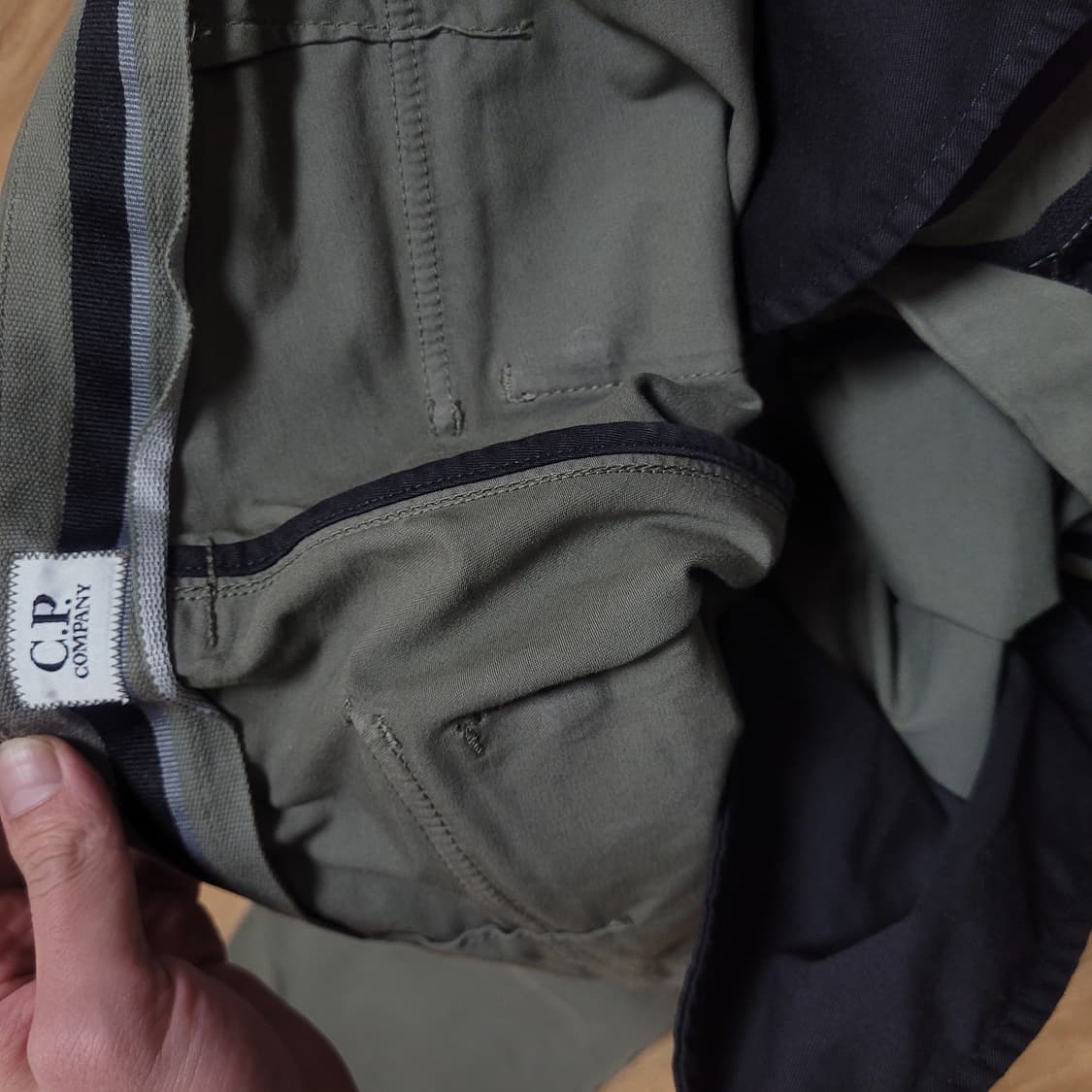 CP컴퍼니 48(34) 카키 카고 팬츠 상품이미지4
