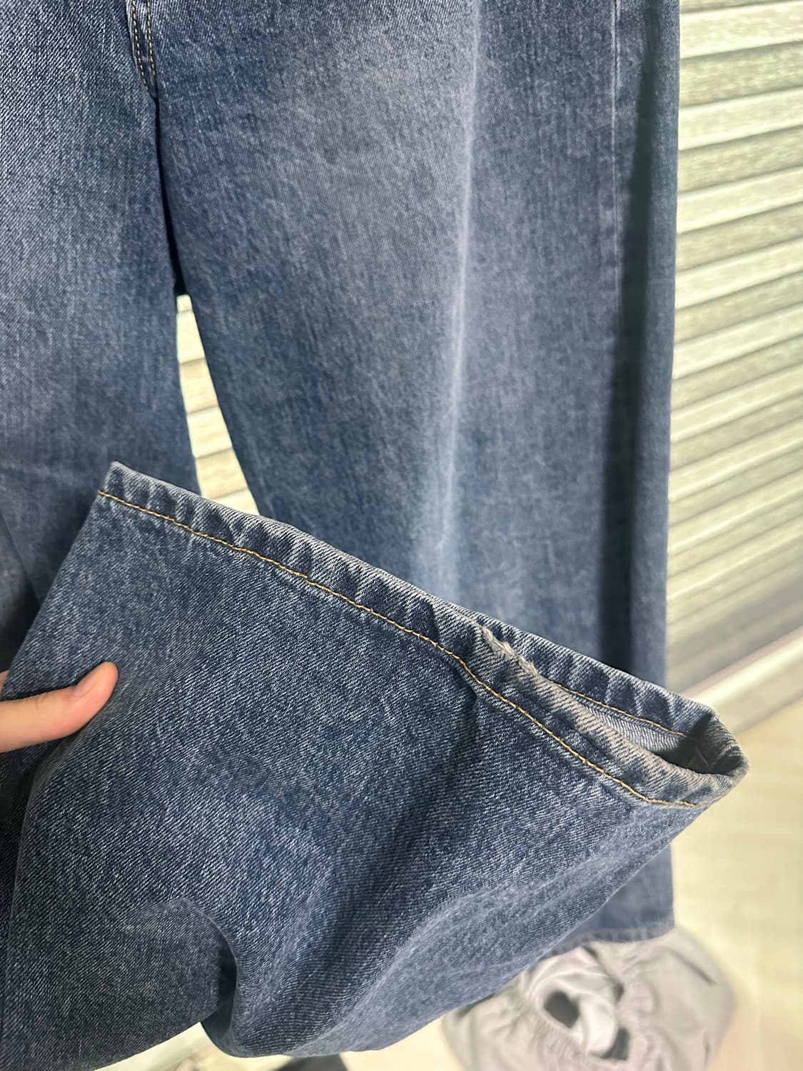 해칭룸 와이드커브진 워시드블루(3사이즈) 상품이미지2