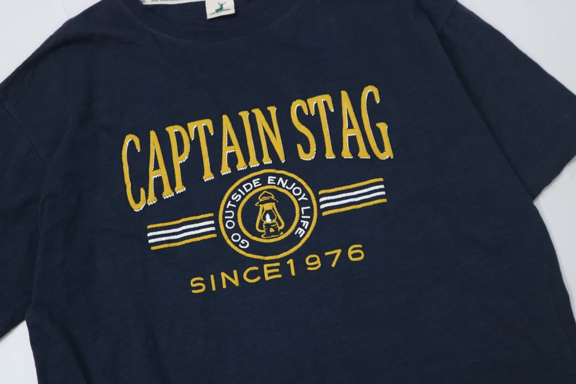 CAPTAIN STAG 캡틴스태그 빈티지 옐로우 빅로고 네이비 반팔티셔츠 상품이미지3