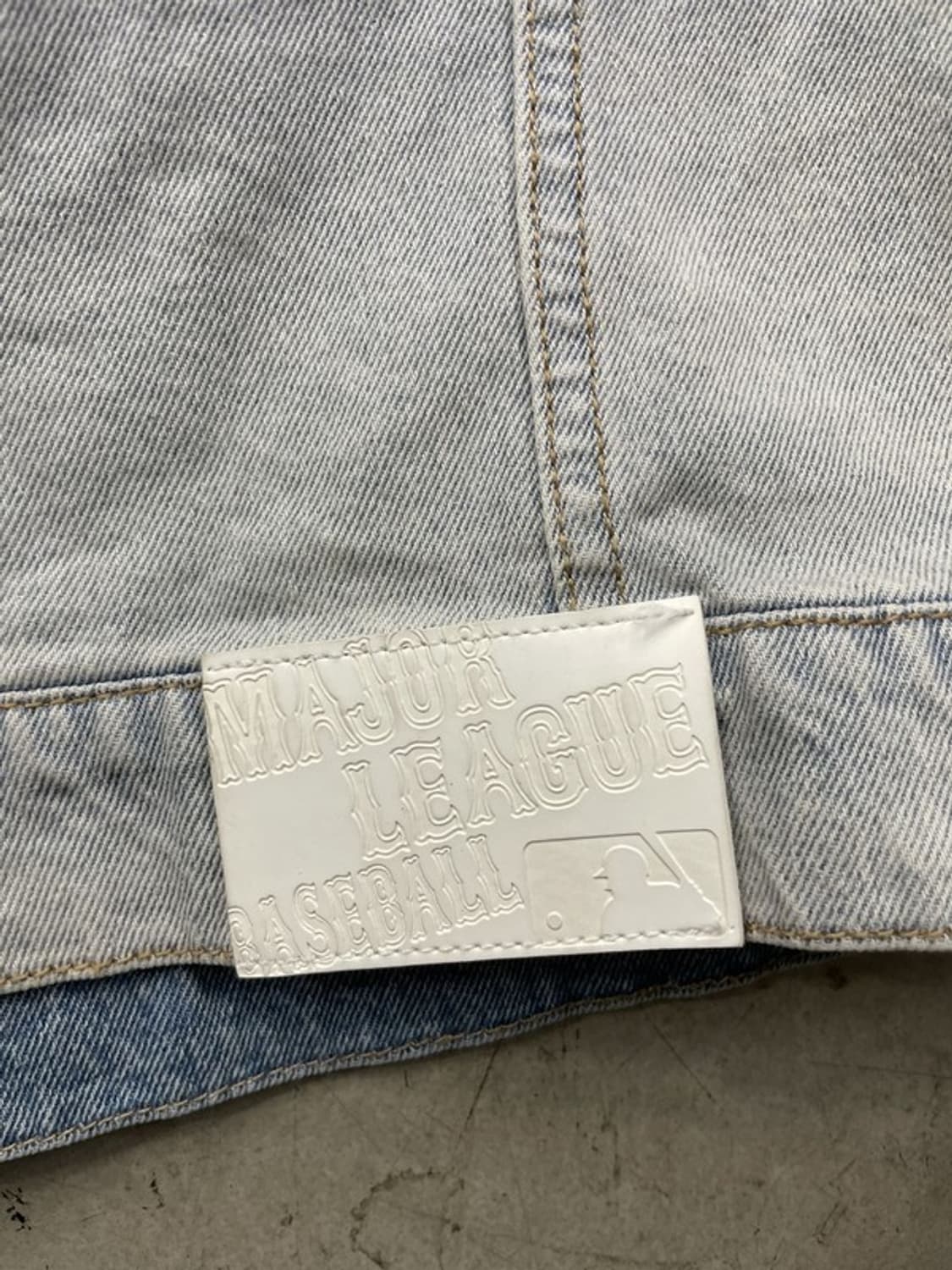 엠엘비 LA 다저스 그라데이션 데님 자켓 13Y 상품이미지5