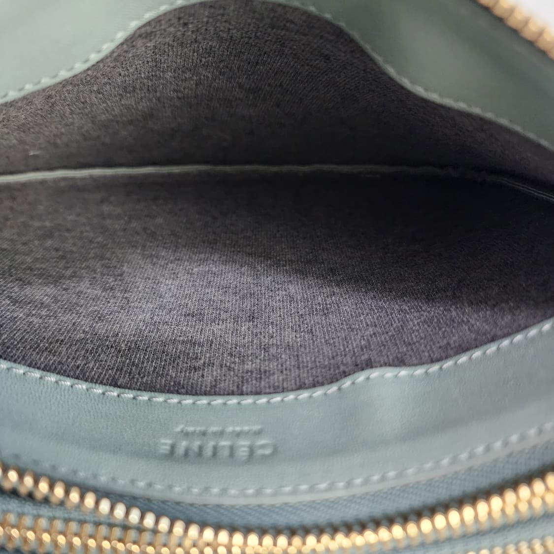 상태최상 셀린느 트리오백 스몰 3단 지퍼 램스킨 크로스백 상품이미지8