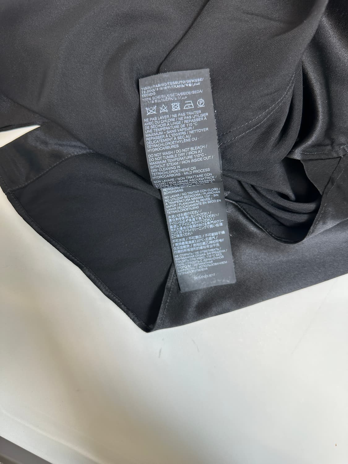 Ysl 입생로랑 실크 새틴 셔츠  상품이미지5