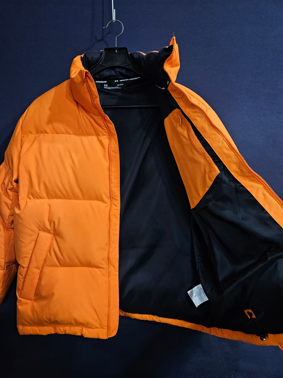 언더아머 오렌지 남성 세미오버핏 100 덕다운 패딩  상품이미지8