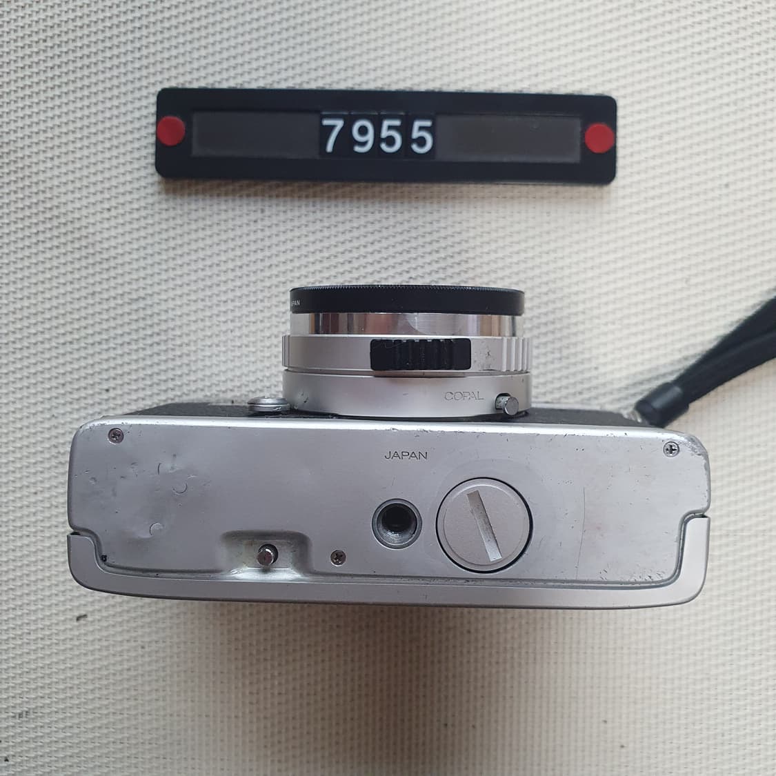 코니카 C 35 플래시매틱 필름카메라 실버바디 상품이미지4