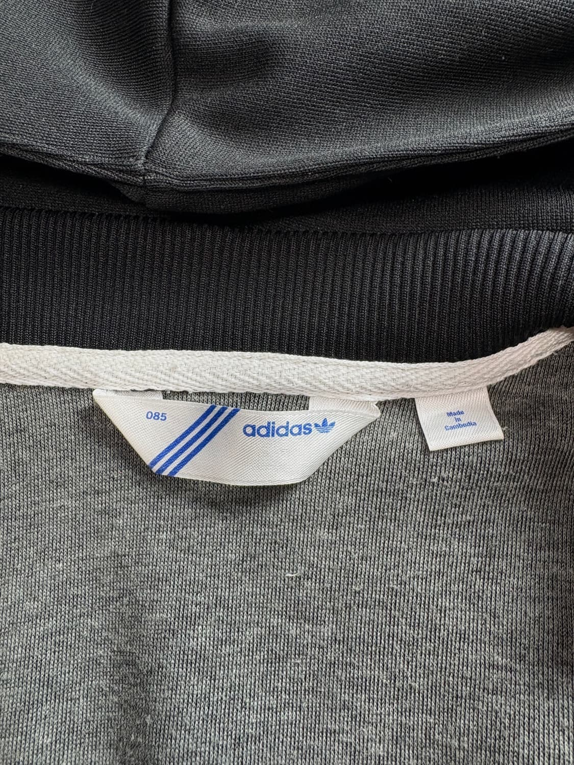 아디다스 트레포일 블랙 크롭 후디 집업 4202 상품이미지4