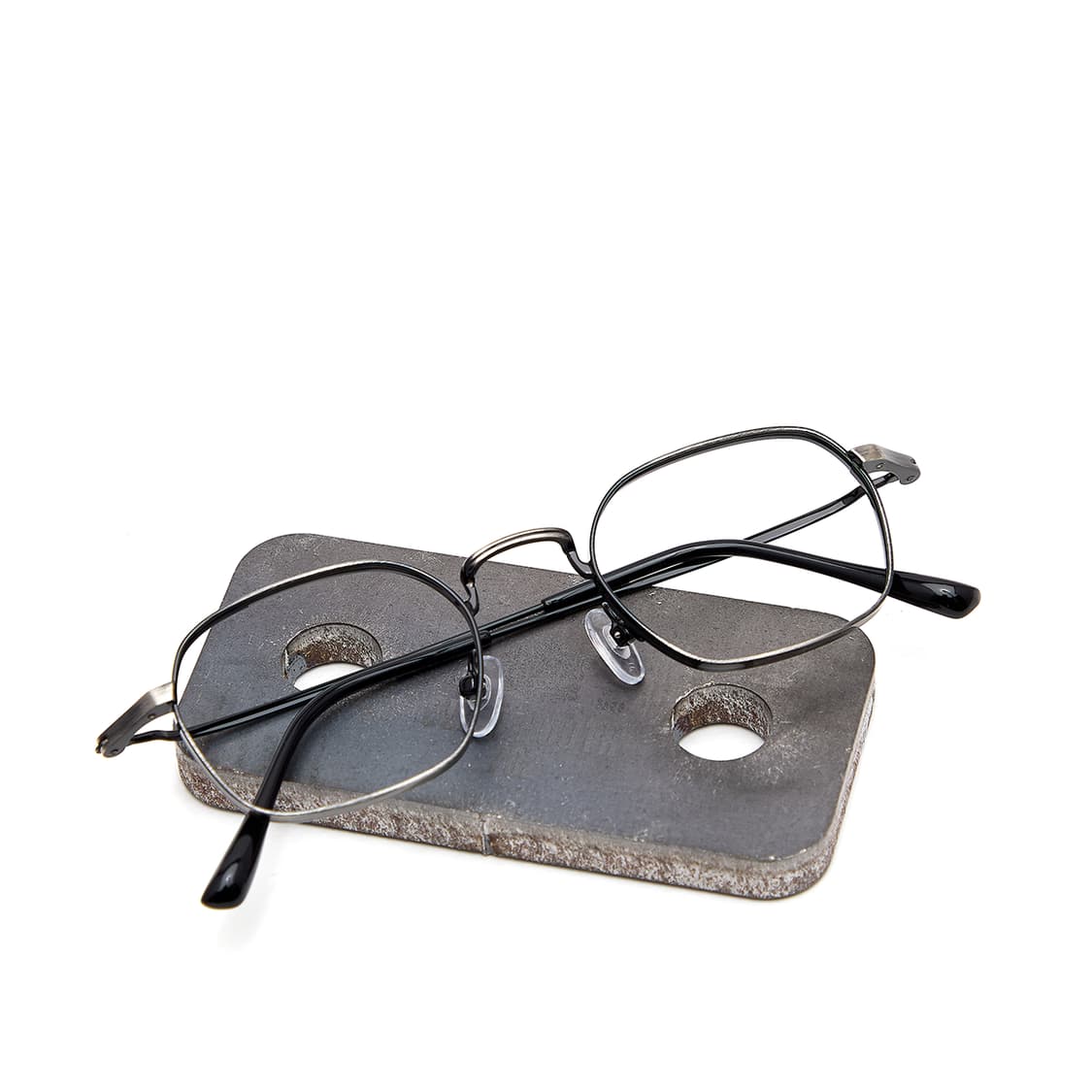 워시드블랙 컬러의 45사이즈 스퀘어 안경 상품이미지3