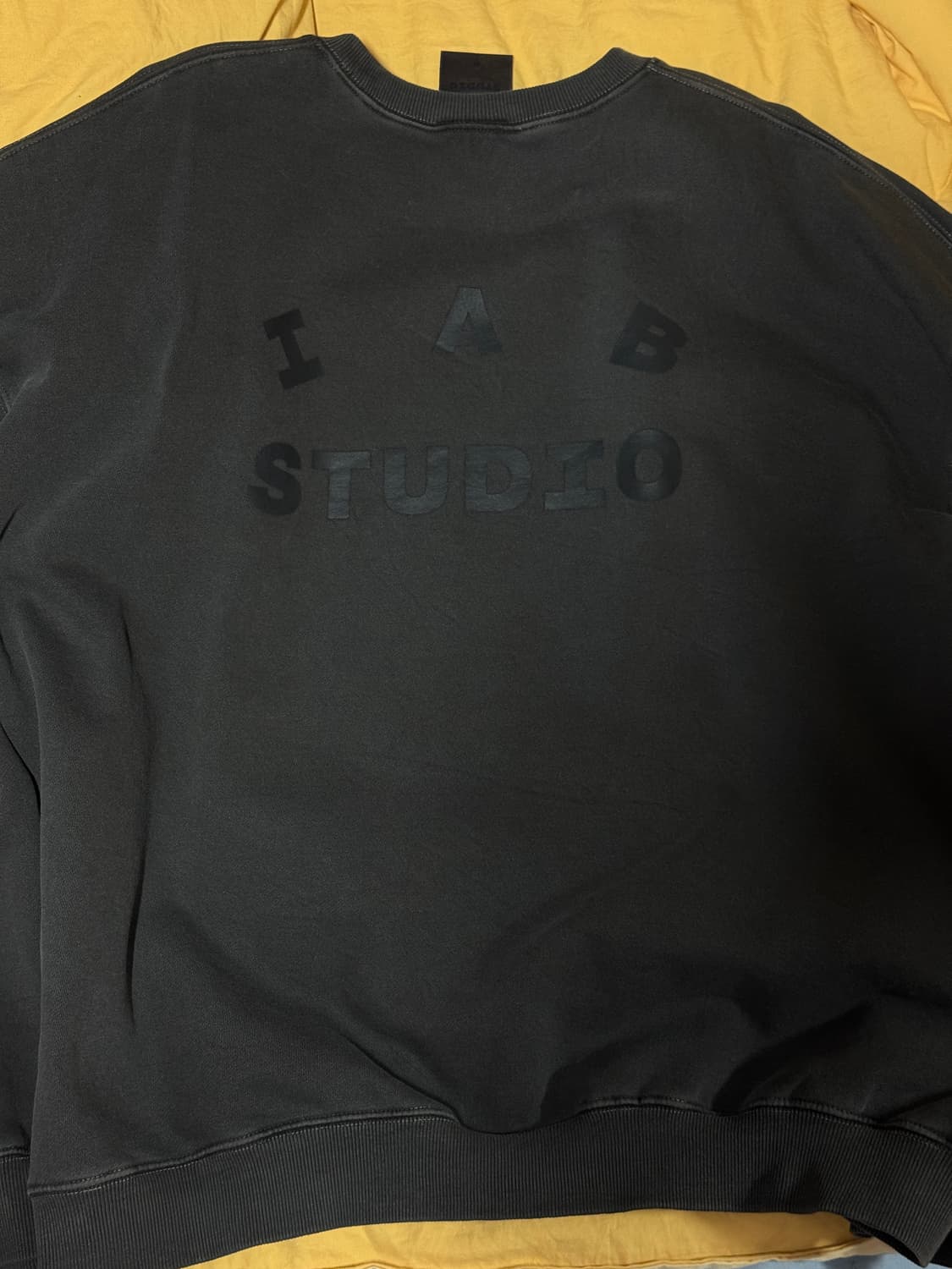 아이앱스튜디오 피그먼트 맨투맨 블랙 XL 상품이미지4