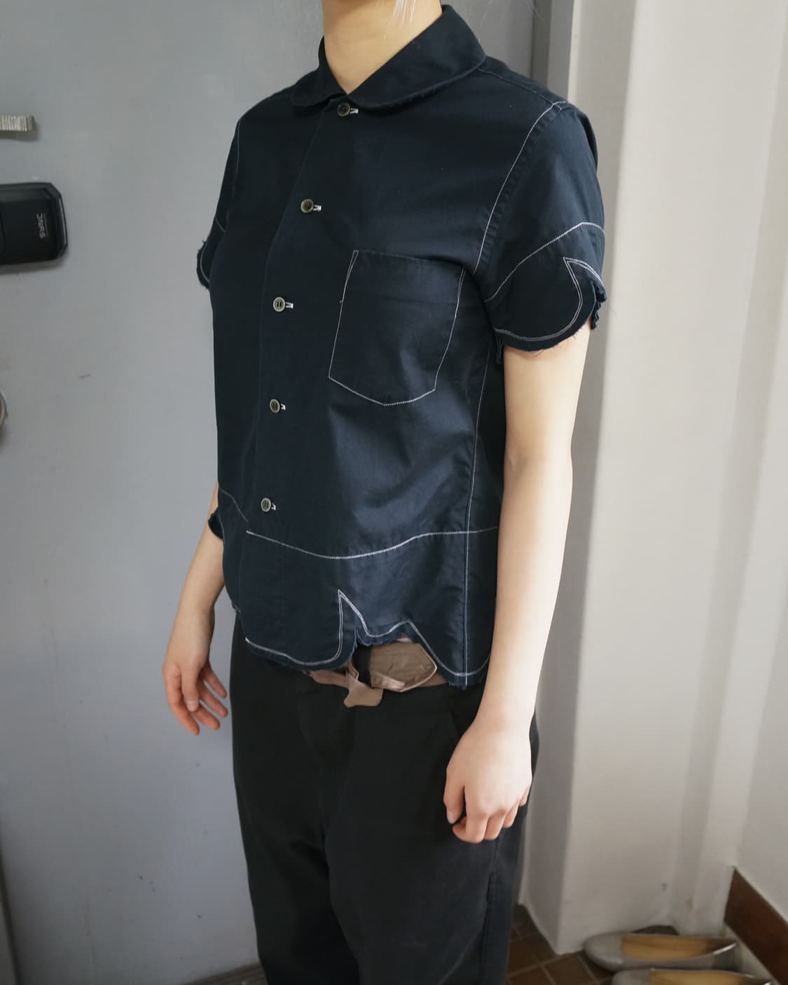 꼼데가르송 블랙 플라워 셔츠 상품이미지3