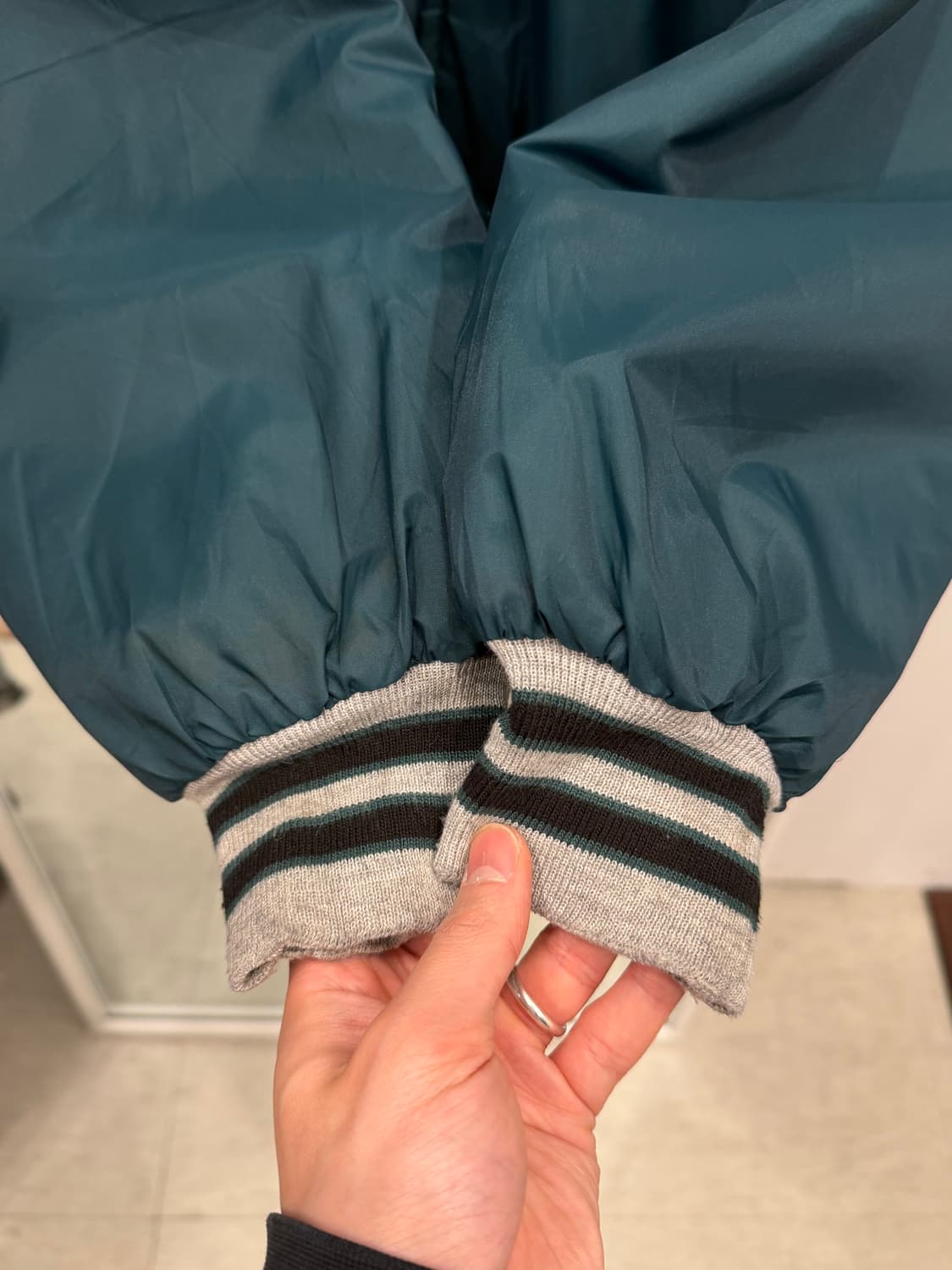 90s Athletic Works 스타디움 후드 바시티 자켓 (USA) 상품이미지4