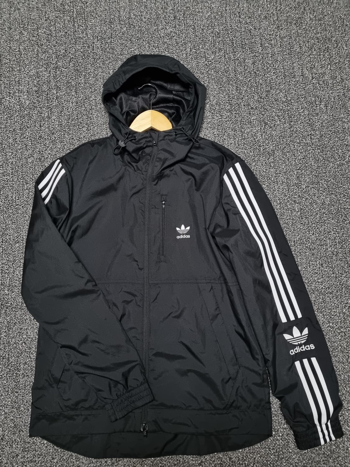 아디다스 오리지널 남성 바람막이 자켓 상품이미지2
