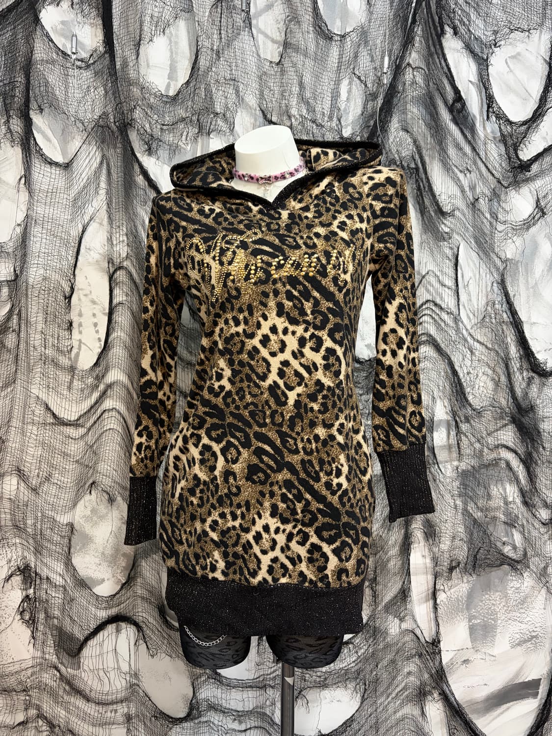Onegyaru Leopard cubic hoodie one piece 상품이미지7