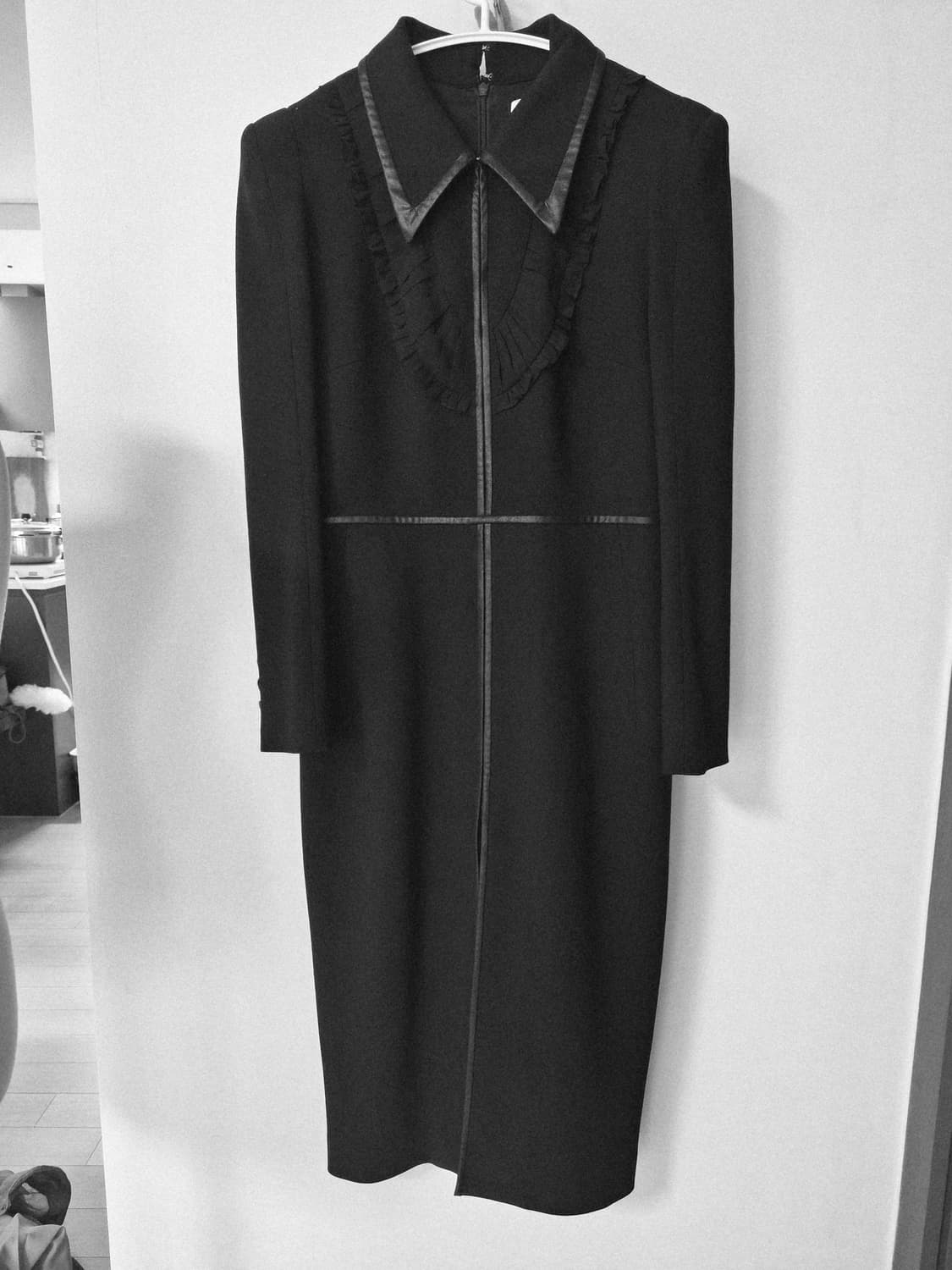 [미샤/MICHAA] 보토 주세페 원단 프릴 디테일 울 원피스 (김연아 상품이미지5