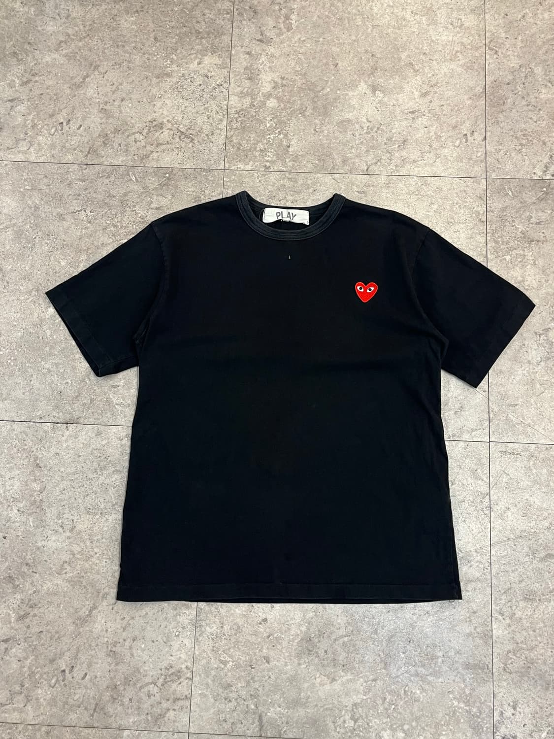 꼼데가르송 레드 하트 와펜 반팔티 블랙 M #csz3916 상품이미지4