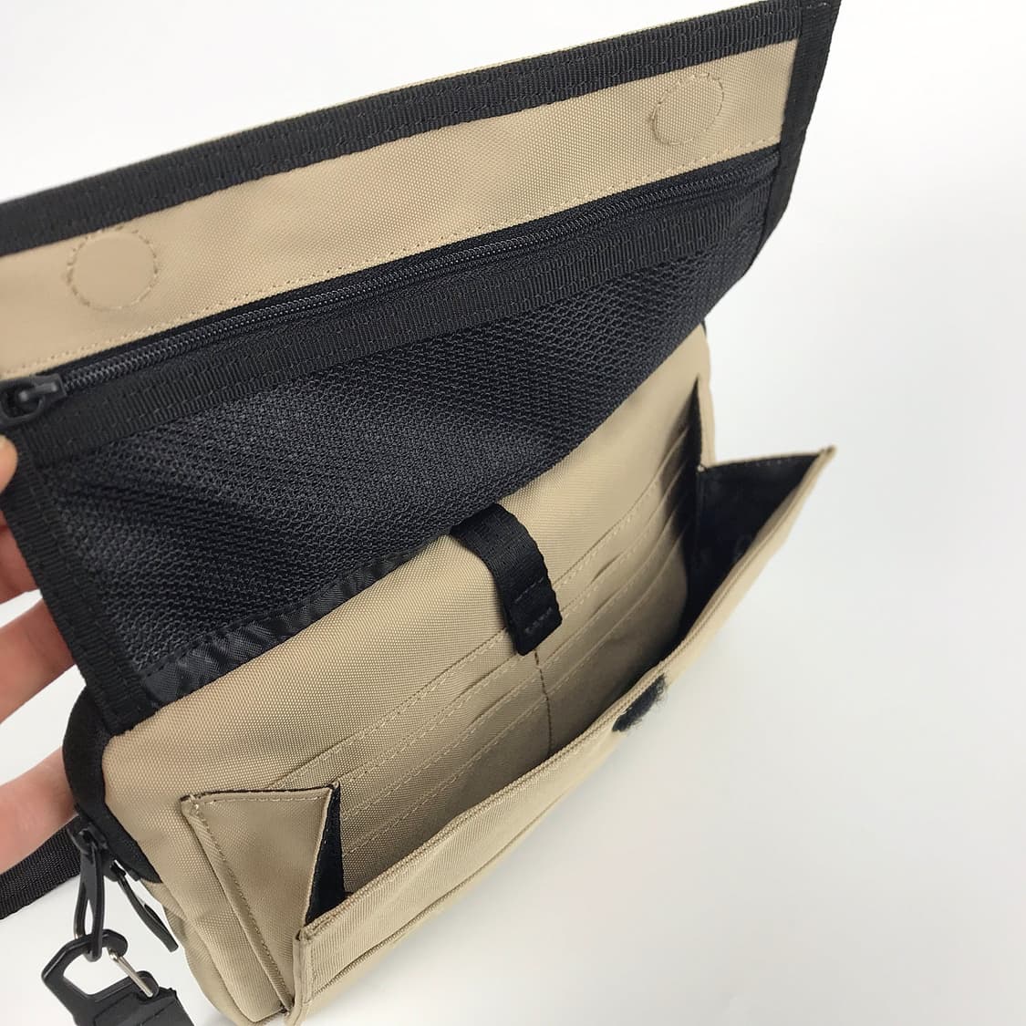 디스커버리 지갑형 크로스백 가방 상품이미지6