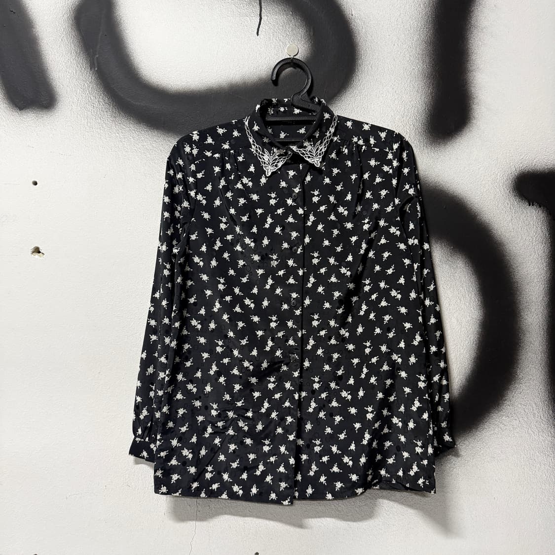VTG 빈티지 도트 플로럴 패턴 자수 카라 긴팔 셔츠 상품이미지1