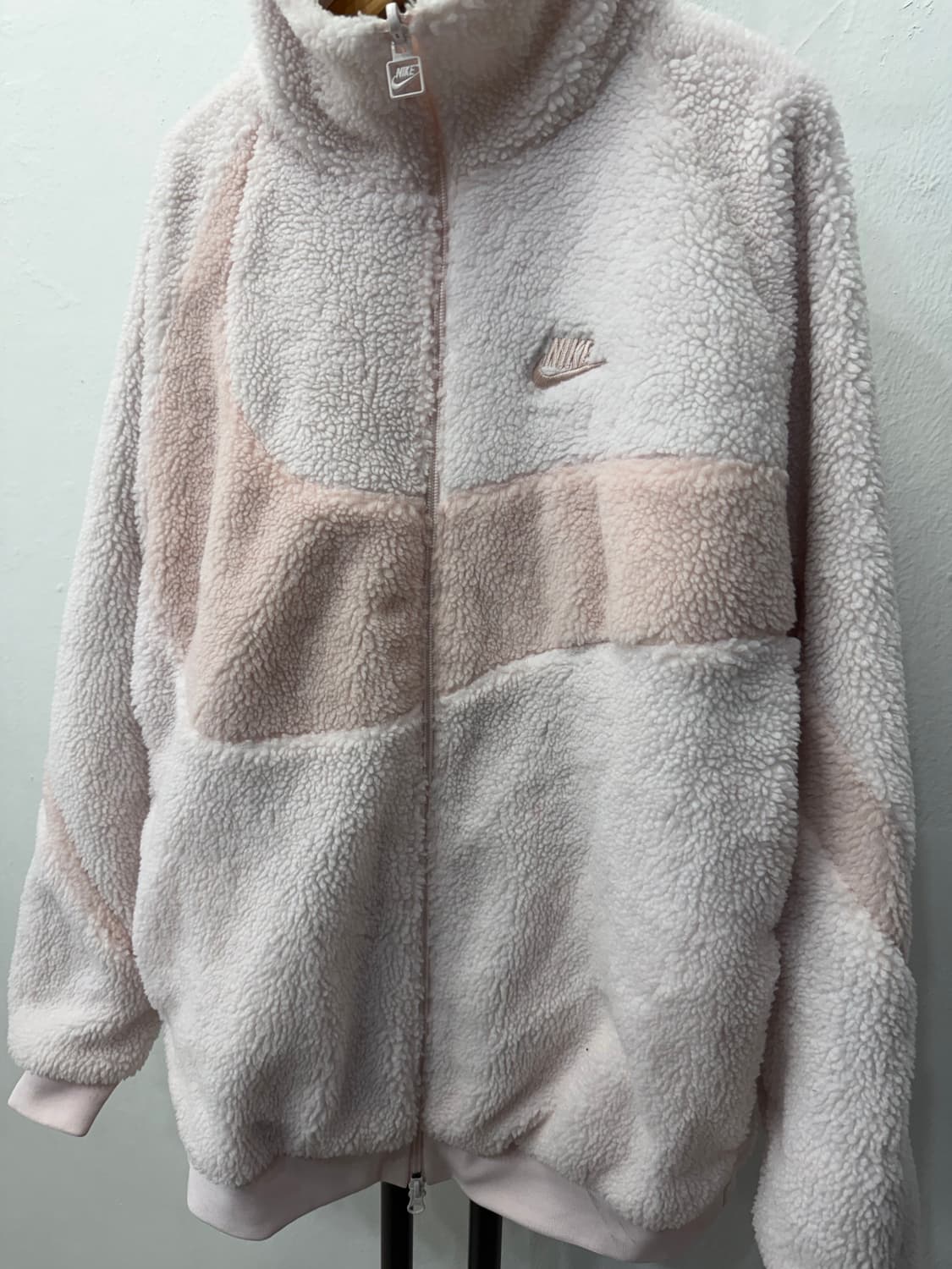 정품) 나이키 여성 리버시블 양면 뽀글이 플리스 M 상품이미지2