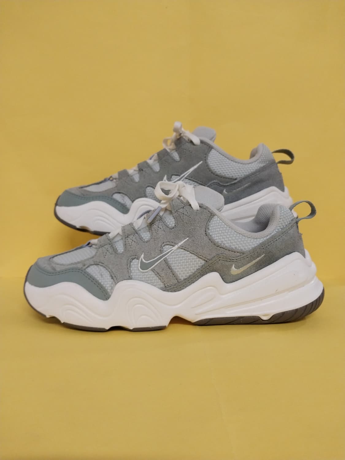 여성 나이키 테크 헤라 운동화 (240) 상품이미지1