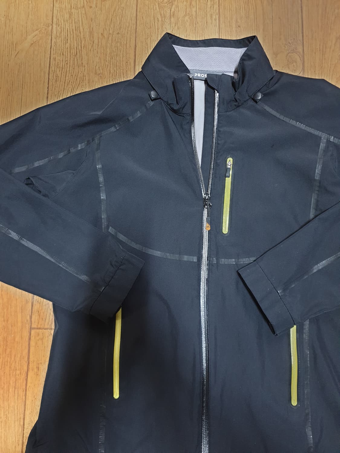1020 프로스펙스 바람막이 집업 100 사이즈입니다 상품이미지4