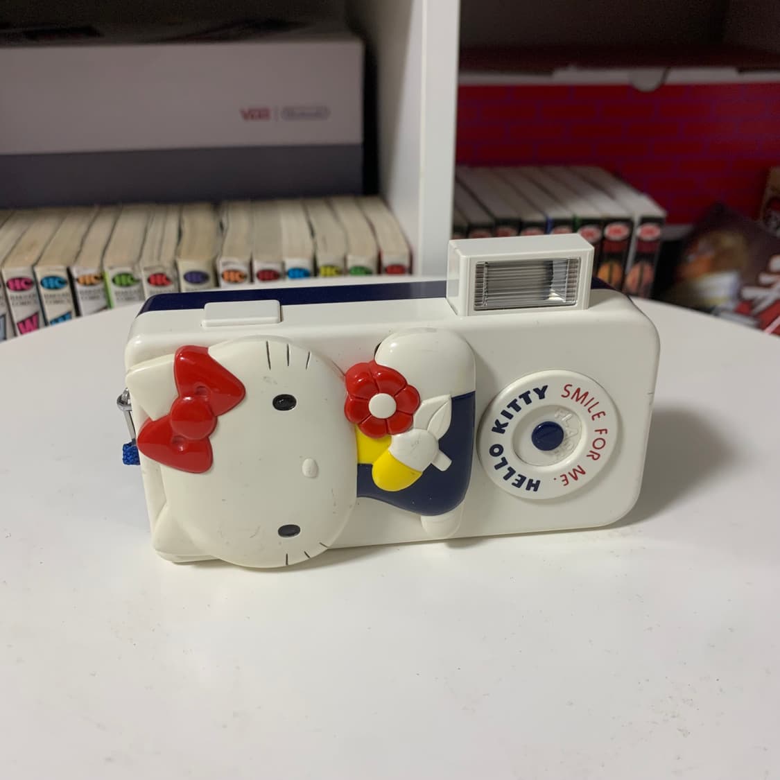 🎀76‘s 헬로키티 필름카메라 (작동X) 상품이미지2