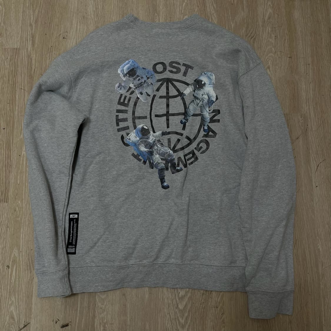 LMC 엘엠씨 빅로고 서클 백프린팅 맨투맨 티셔츠 [그레이] L/100 상품이미지5