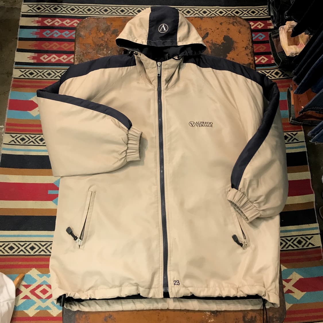 알프레도 베르사체 베이지 후디 점퍼 남성 110 사이즈  상품이미지1