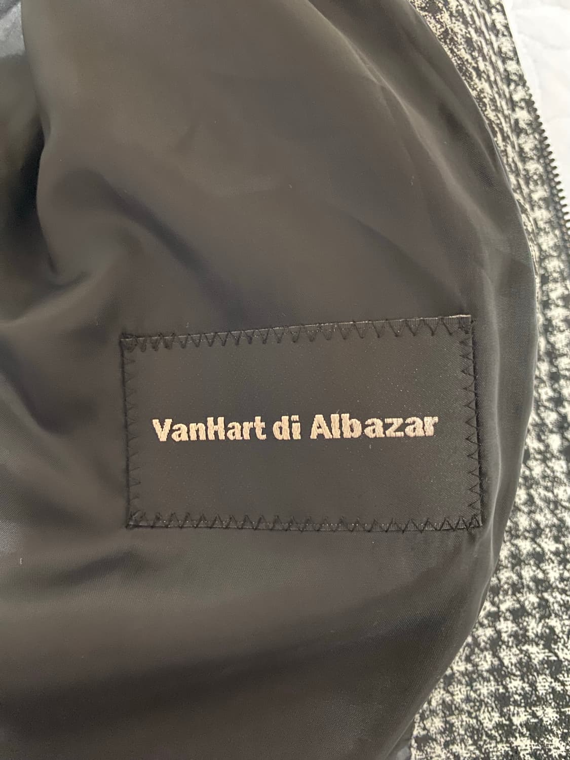 반하트디알바자 나일론 자켓 상품이미지3