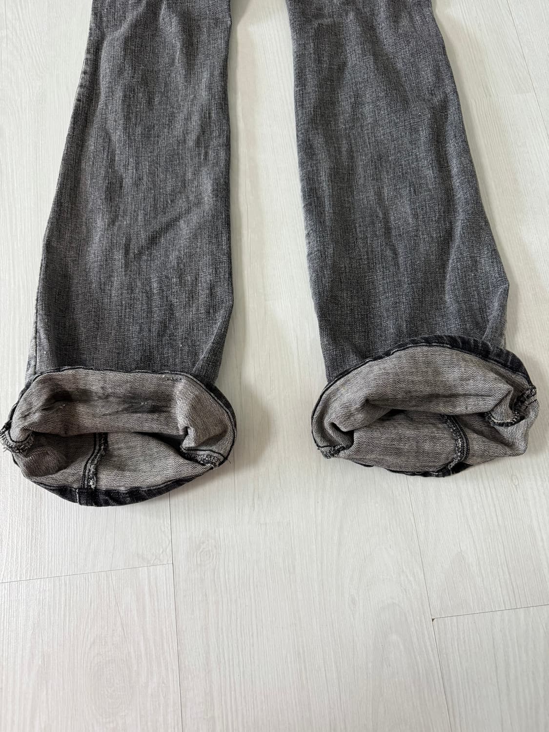 보헤미안서울 밝은흑청 부츠컷 팬츠 상품이미지5