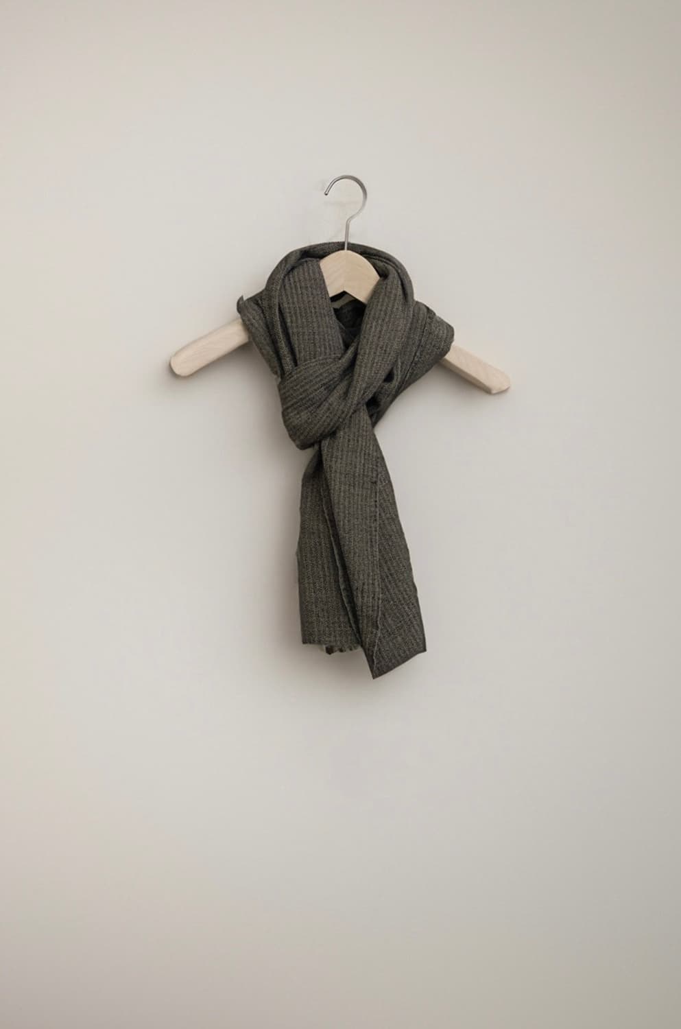 [새상품] 서스테인 보일드울 트위드 머플러 상품이미지3