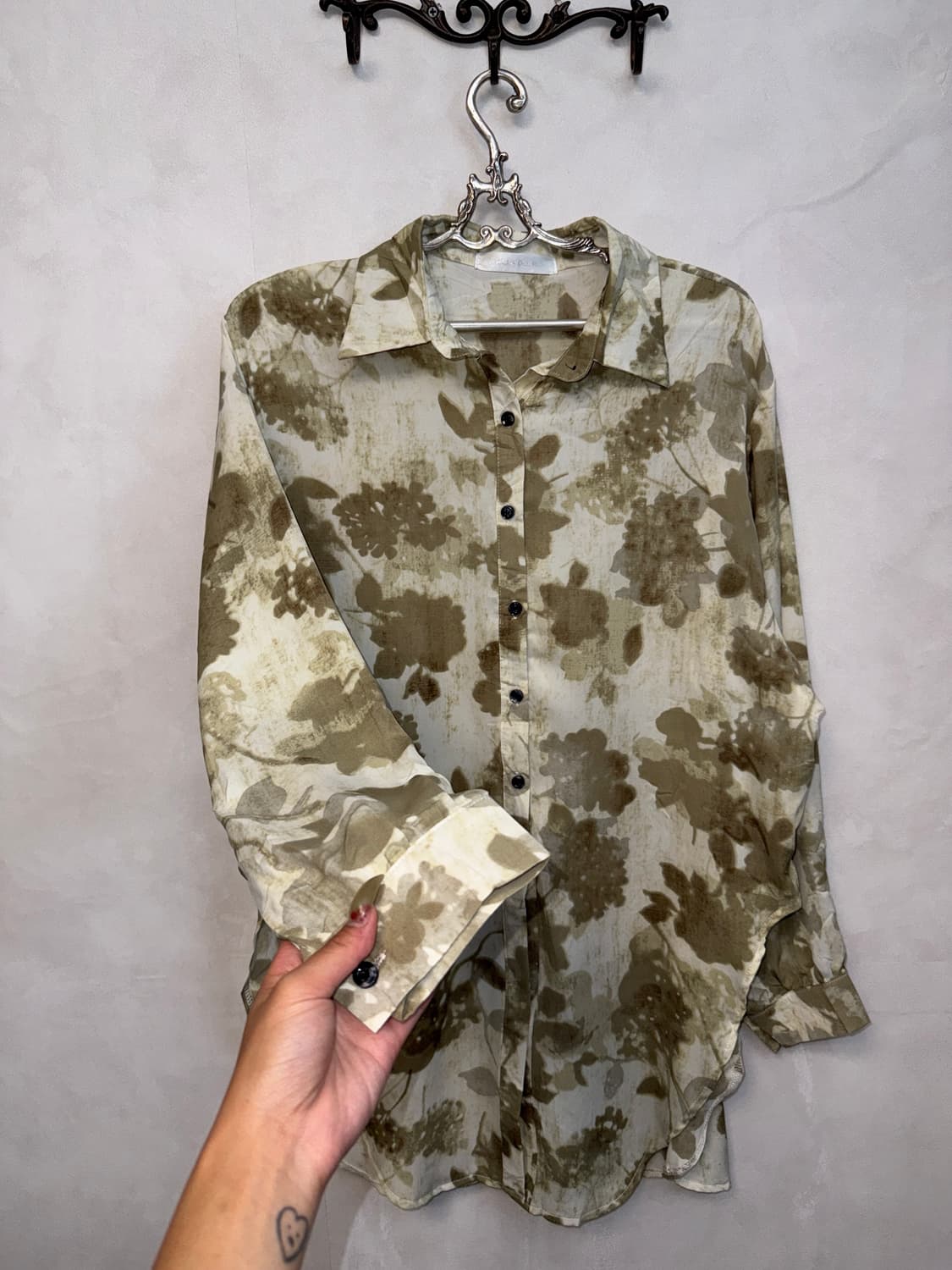 Mute brown oriental floral over loose bl 상품이미지2
