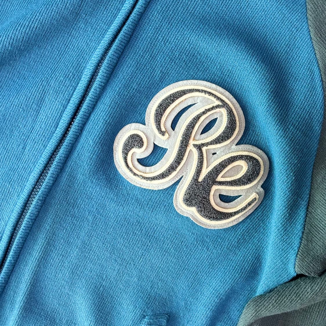 레트로 블루 배색 래글런 집업 니트 상품이미지2