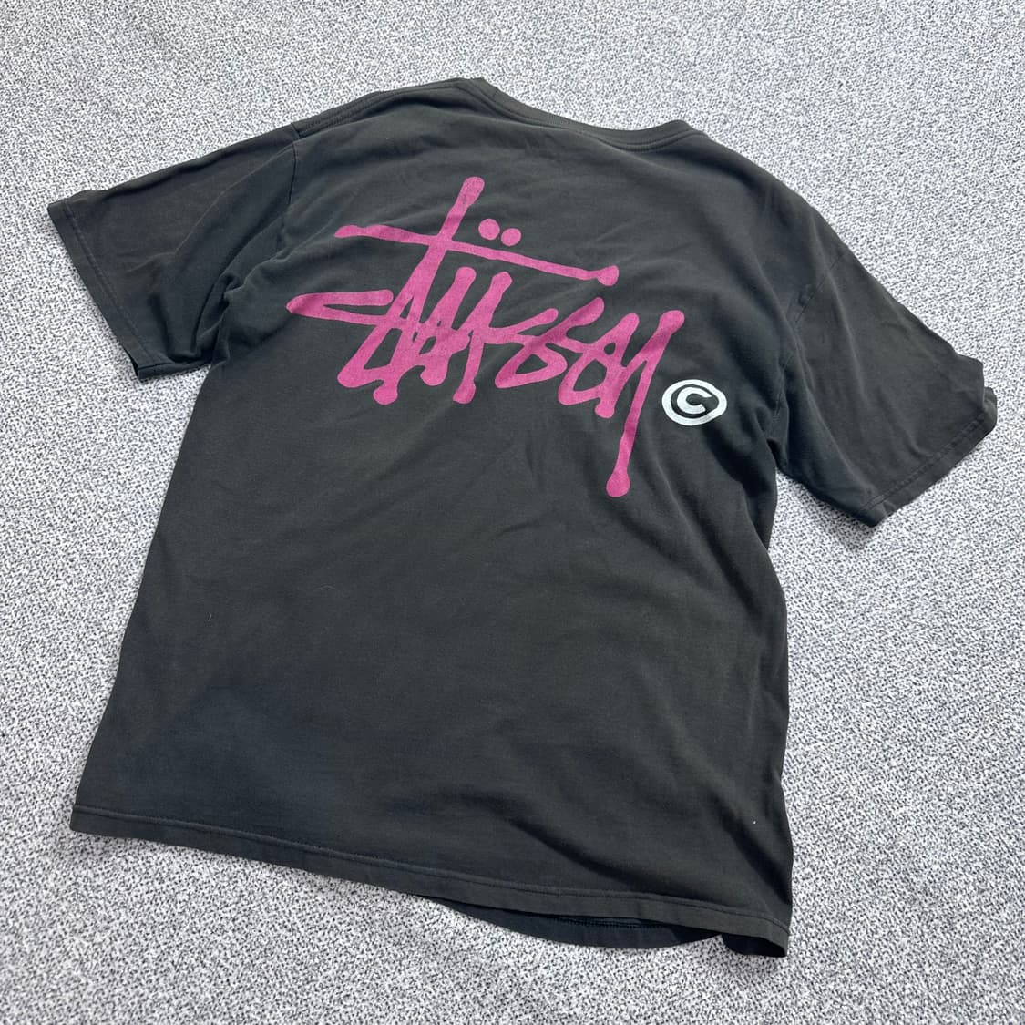 스투시(Stussy) 베이직 로고 반팔 티셔츠 상품이미지2